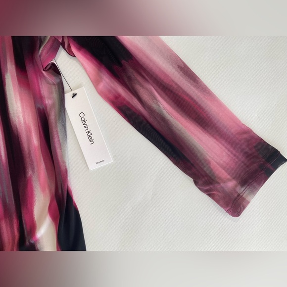 NEW Plus Size 2X Calvin Klein Abstract Scoop Neck SilverPin Sheer Sleeve Blouse - Picture 5 of 10